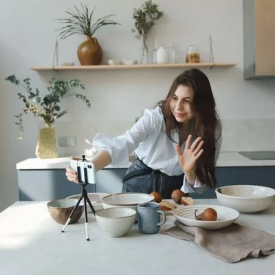 Elise Fontaine, cooking and recipe creator who bought real YouTube shares from BoostPals, 3000% growth