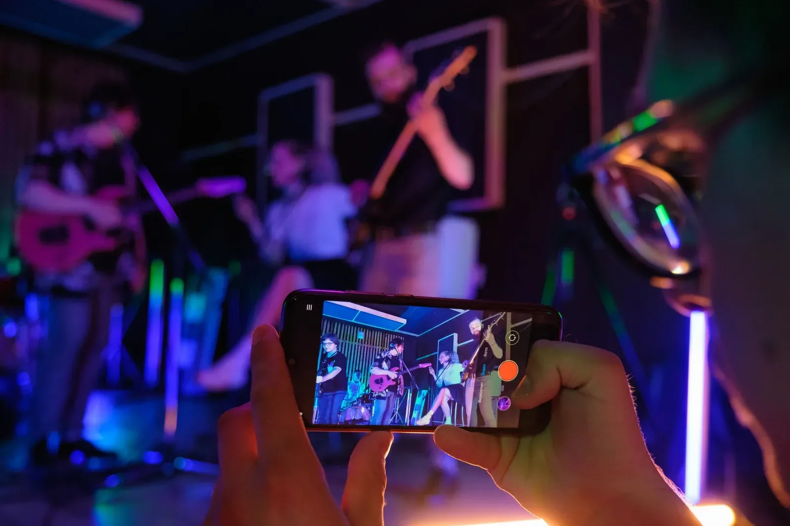 Instagram Reel Views Package: Prices   Safe Buying Guide